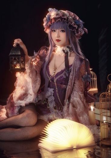 年轻漂亮的妈妈