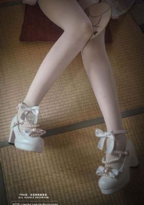 坠落的女教师