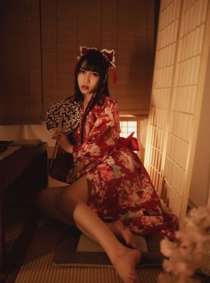 小蜜桃的春潮2