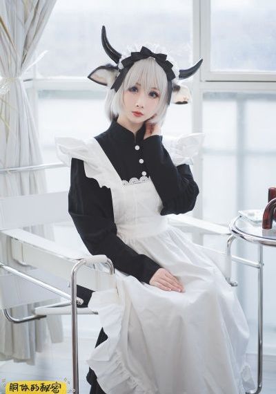 美女被男人扒开腿猛免费视频
