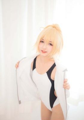 年轻的嫂子在线观看完整版